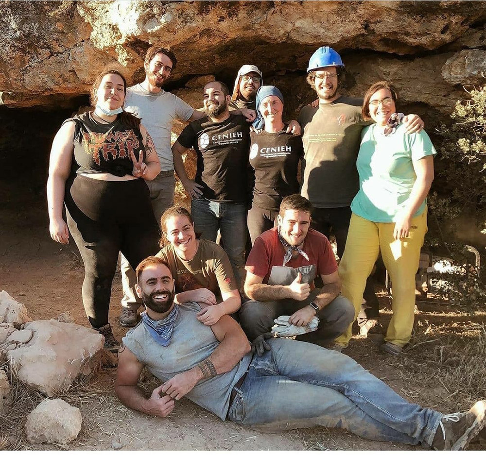 carrizosa toriles grupo Foto Cueva Toriles