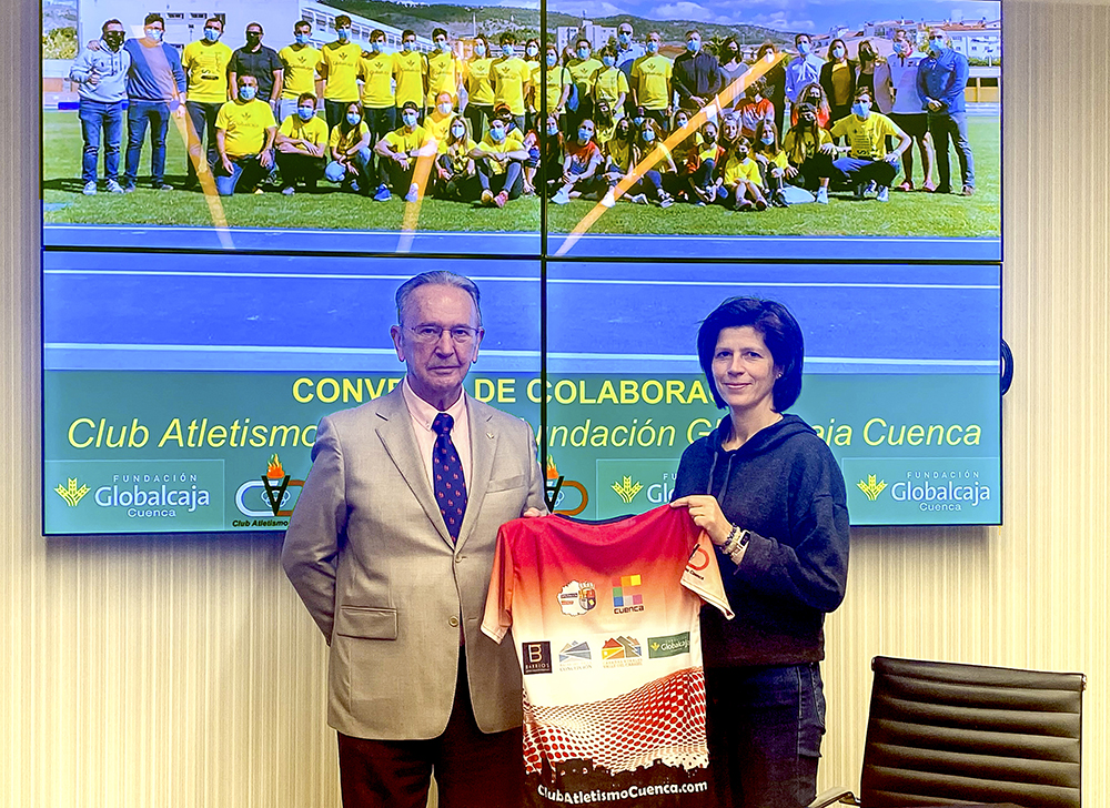 Firma convenio Fundación Globalcaja Cuenca - Club Atletismo