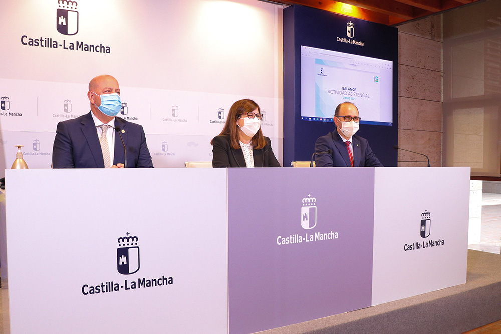 Regina Leal, José Antonio Ballesteros y Julio Cuevas.