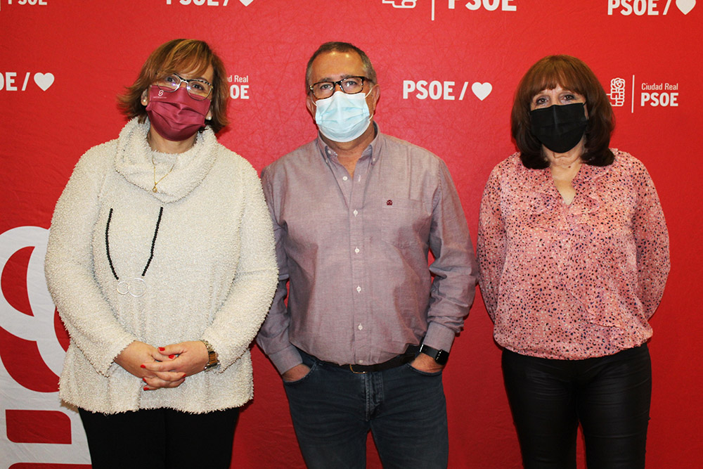 reunion del PSOE de Picon con las delegadas