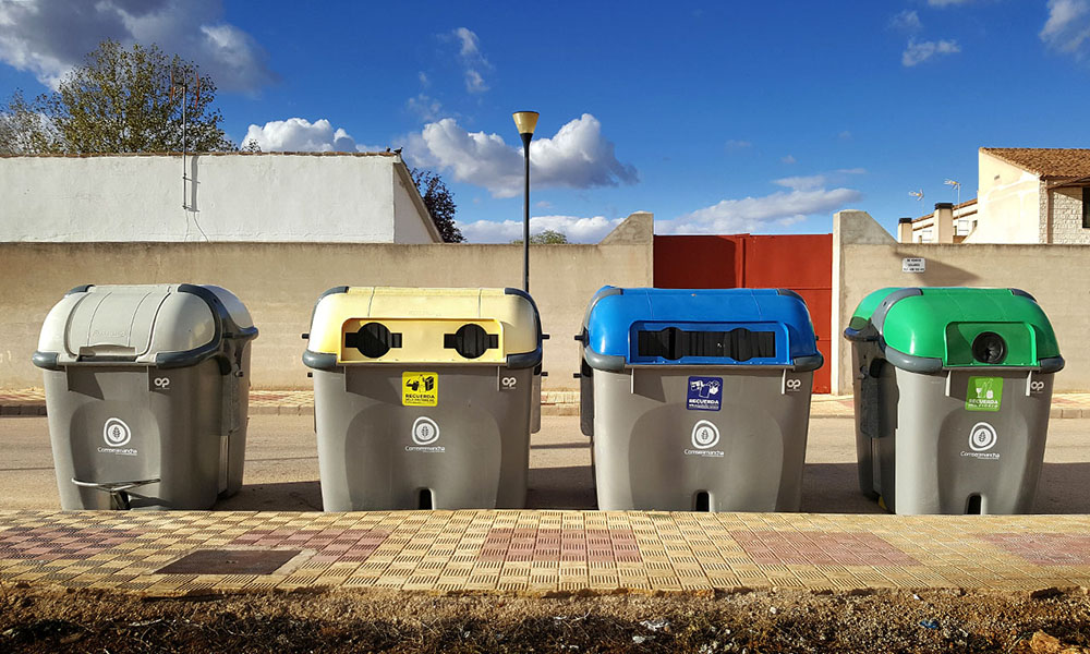 Contenedores de basura selectiva_reciclaje
