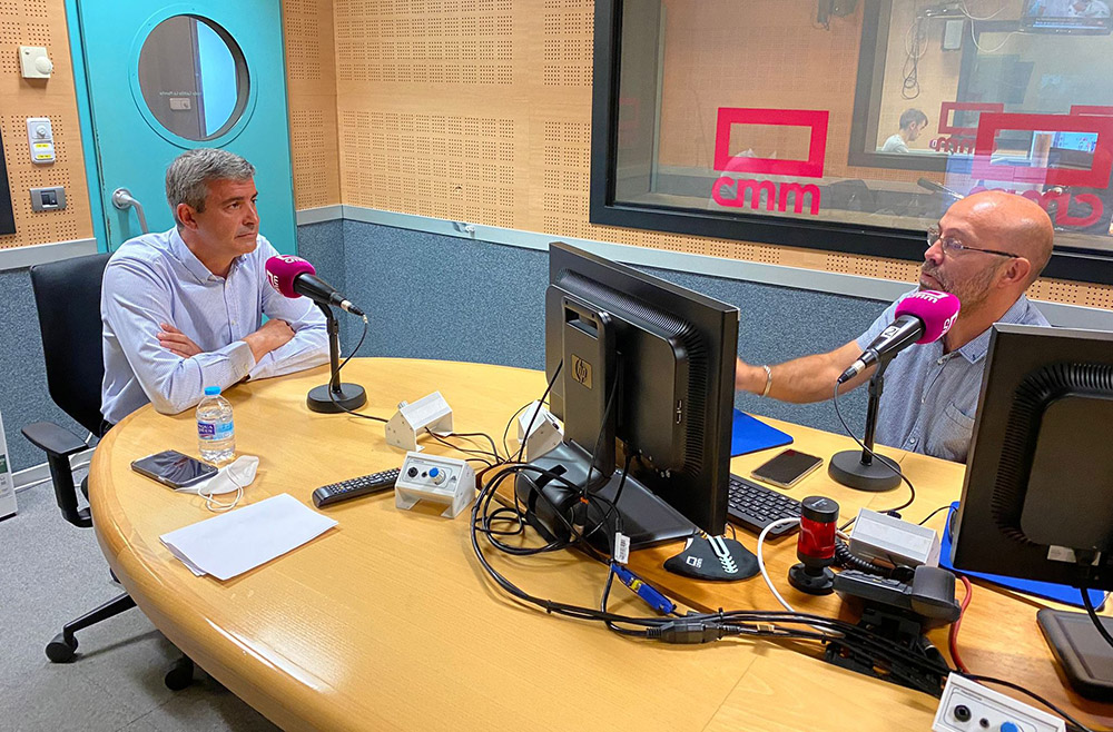 Álvaro Gutiérrez con Óscar Castellanos en el programa El Pleno de CMM Radio 19082021
