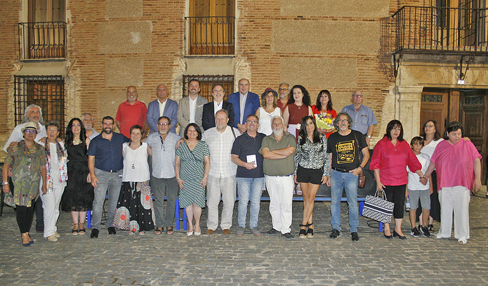 Participantes en el recital Poesía en el Palacio de Aldea del REy