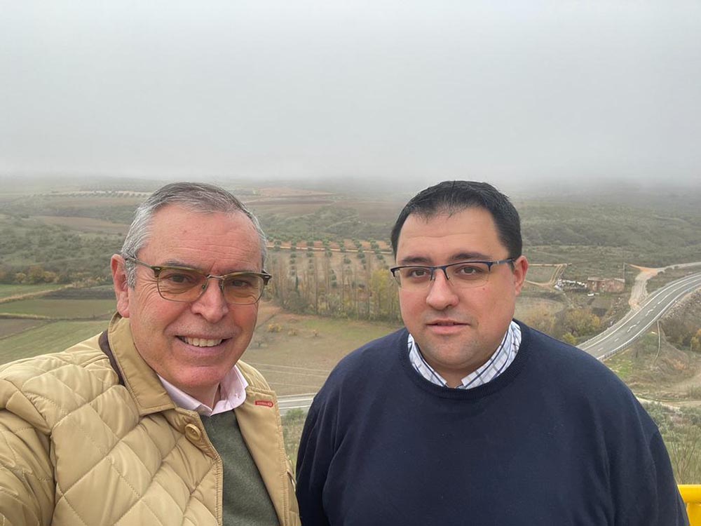 Vicente Aroca y José Pajarez, Villapalacios AB