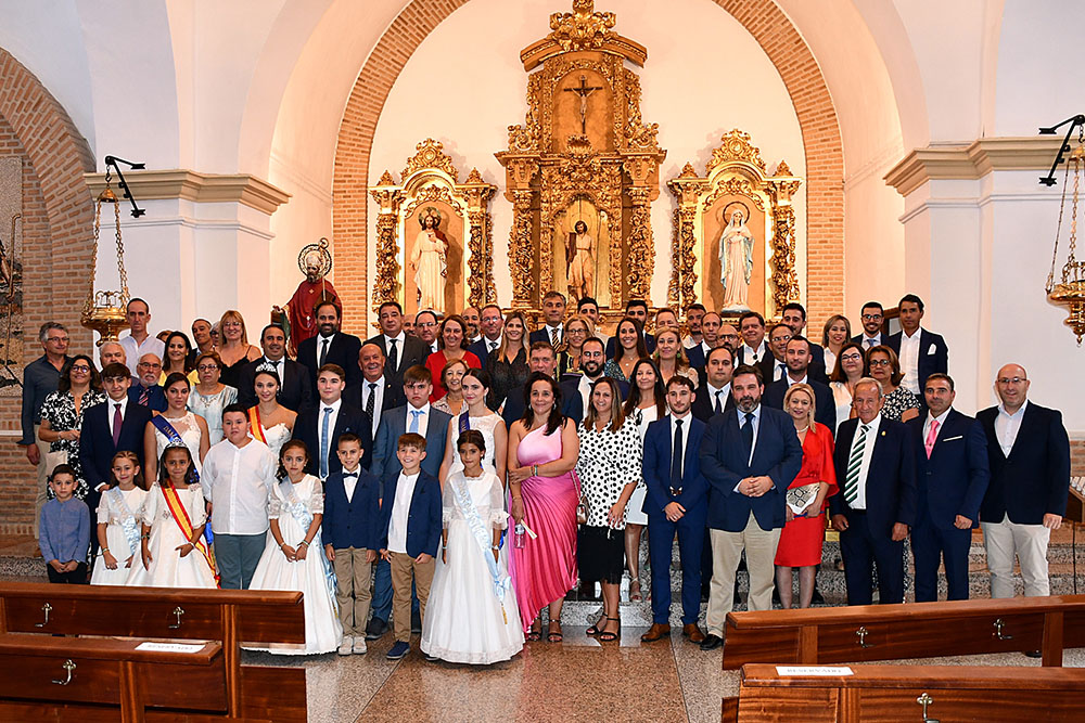 La presidenta de la Diputación, junto a los cuatro vicepresidentes, participaron de la misa y procesión en Gálvez